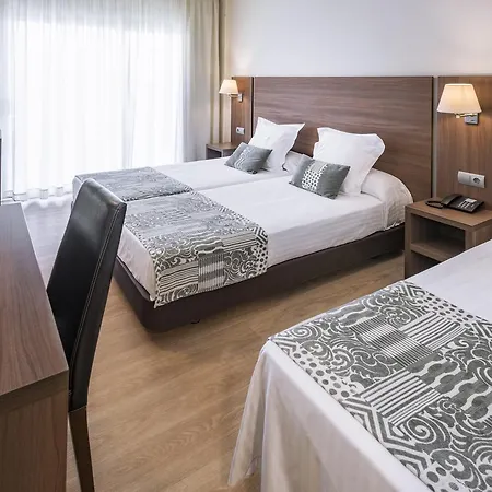 Acqua Hotel 4*