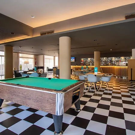 Golden Acqua Hotel 4*